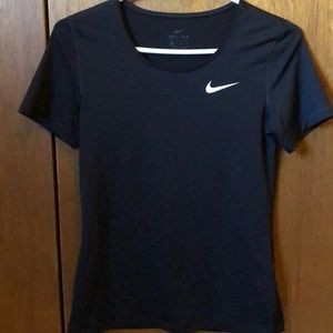 Women’s Nike shirt